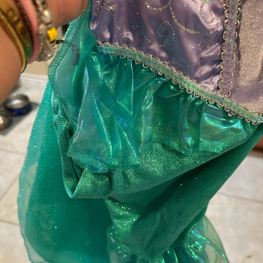 NWT! Disney The Little Mermaid Ariel Princess Dress Costume M 7/8 - Picture 7 of 8